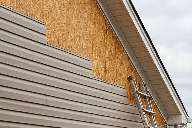 24/7 Emergency Vinyl Siding experts in Midland, OH